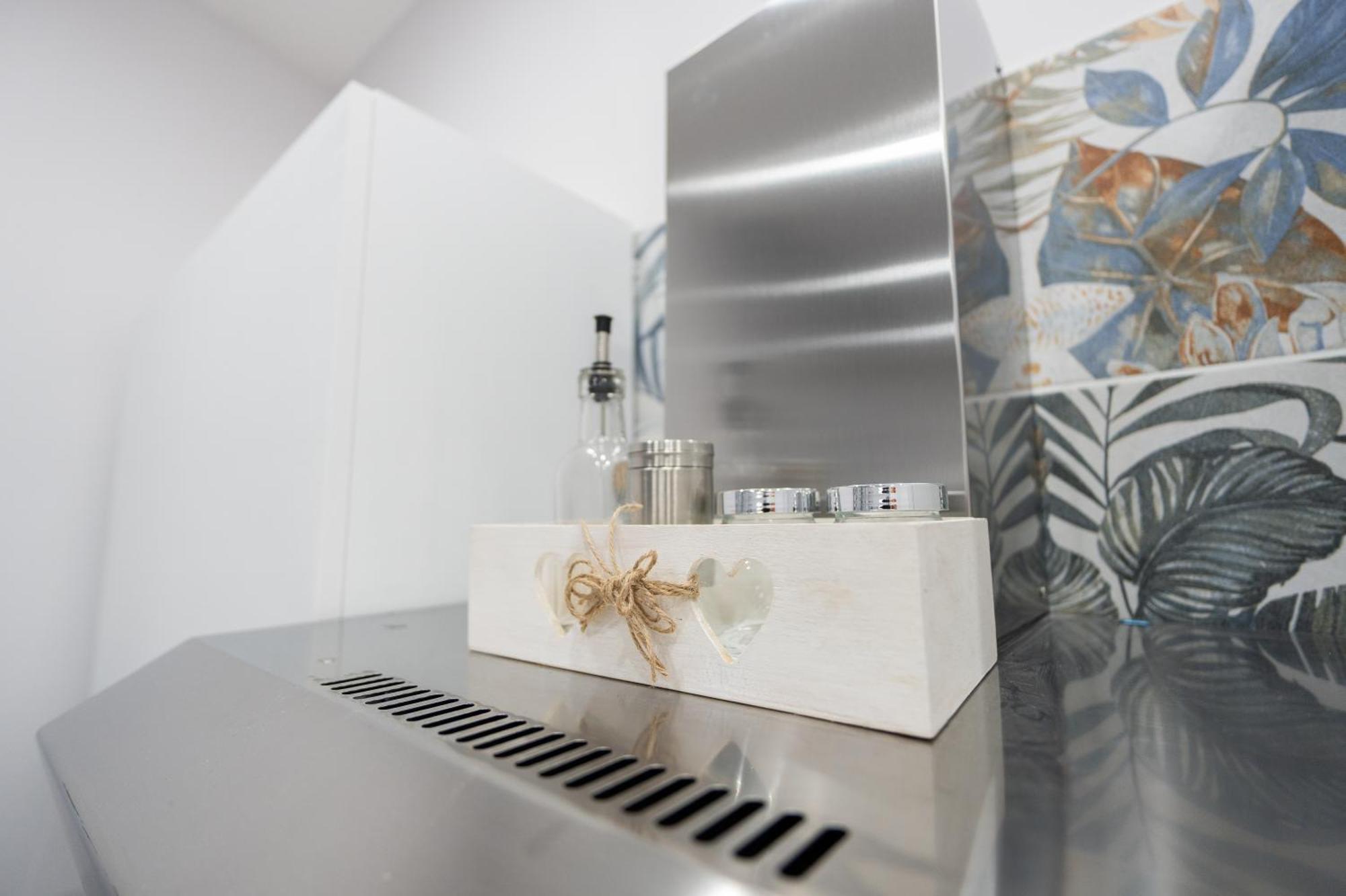 La Casa Di Bianca - Modern Suites Near Plebiscito Napoli Eksteriør bilde