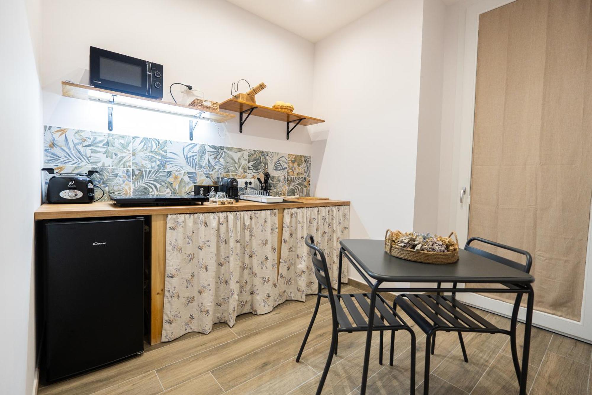La Casa Di Bianca - Modern Suites Near Plebiscito Napoli Eksteriør bilde