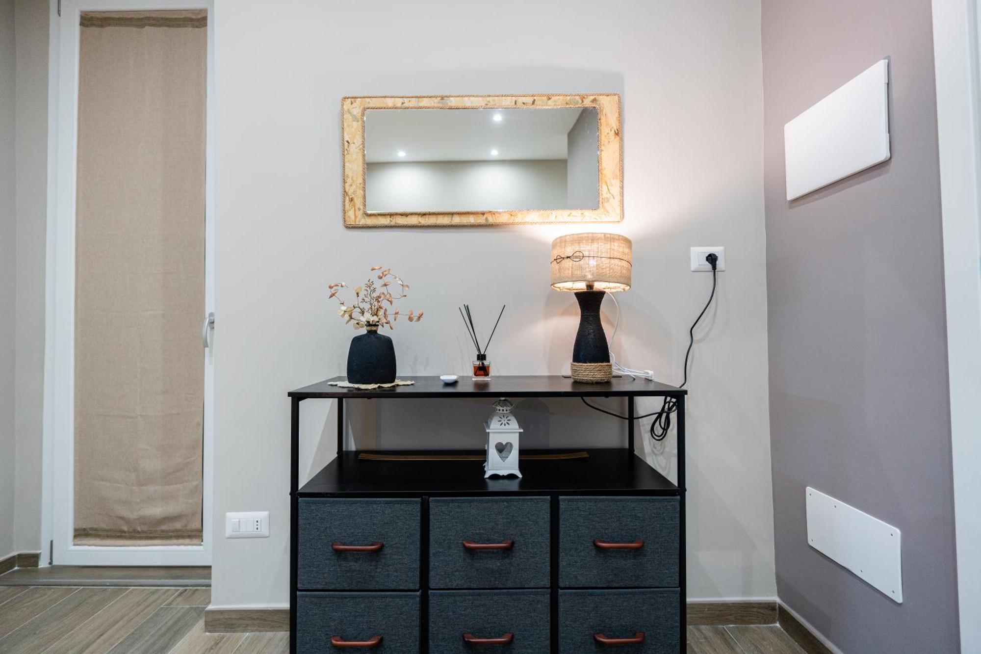 La Casa Di Bianca - Modern Suites Near Plebiscito Napoli Eksteriør bilde