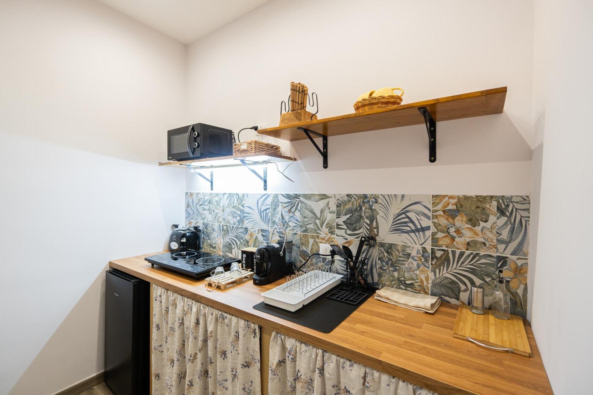 La Casa Di Bianca - Modern Suites Near Plebiscito Napoli Eksteriør bilde