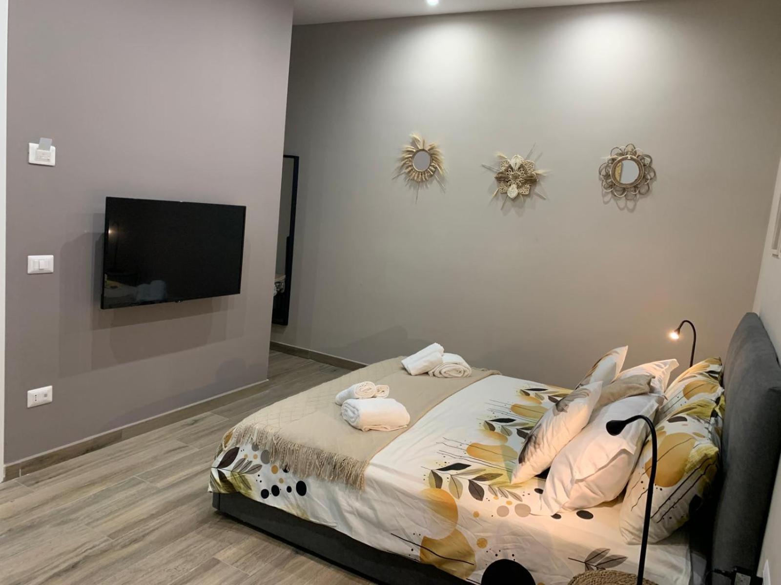 La Casa Di Bianca - Modern Suites Near Plebiscito Napoli Eksteriør bilde